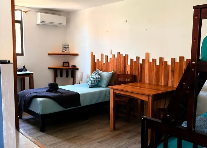 Hotel Drift Away Cr